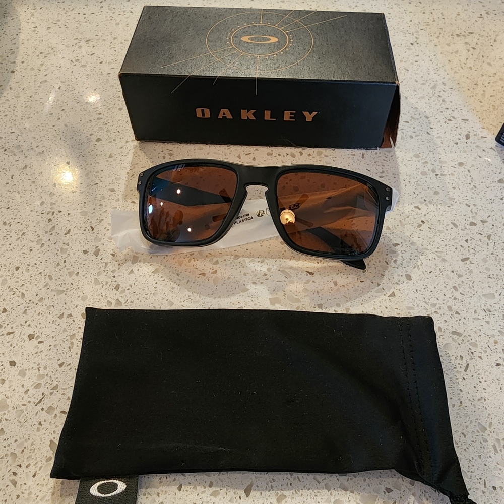 Oakley Holbrook With Polarized Prizm Lenses